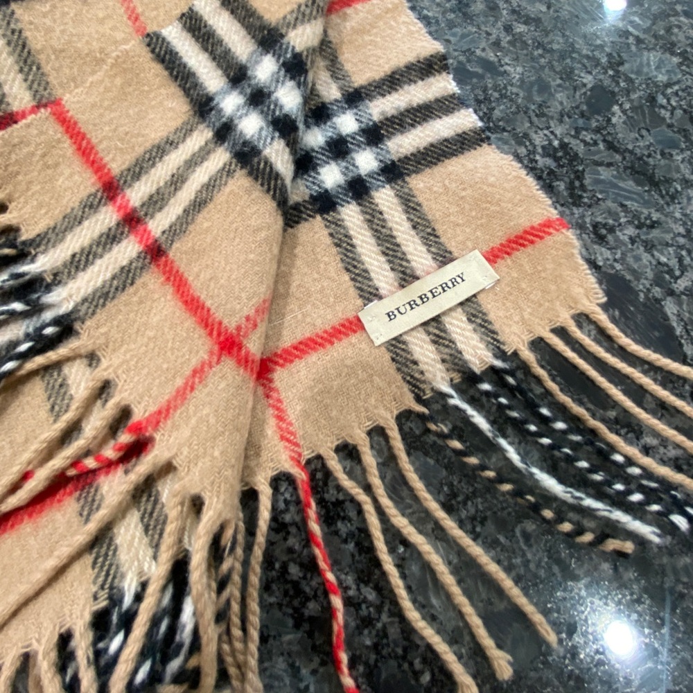 REAL BURBERRY SCARF